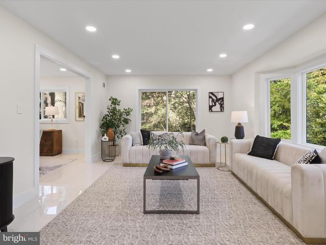 8355 ALVORD ST, Mclean, VA 22102