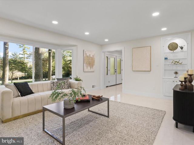 8355 ALVORD ST, Mclean, VA 22102