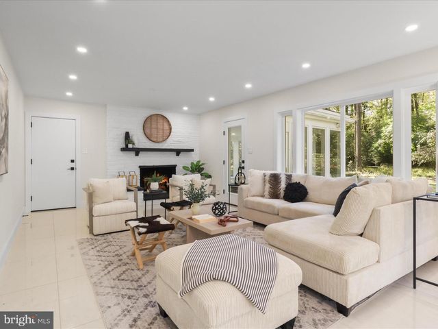 8355 ALVORD ST, Mclean, VA 22102