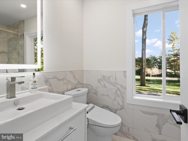 8355 ALVORD ST, Mclean, VA 22102