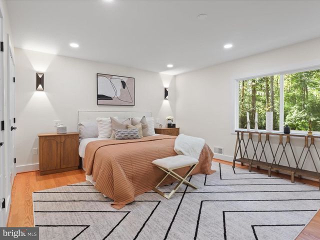 8355 ALVORD ST, Mclean, VA 22102