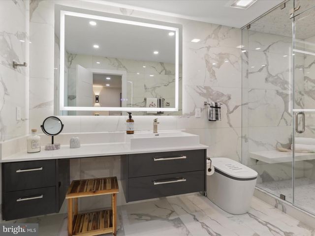 8355 ALVORD ST, Mclean, VA 22102