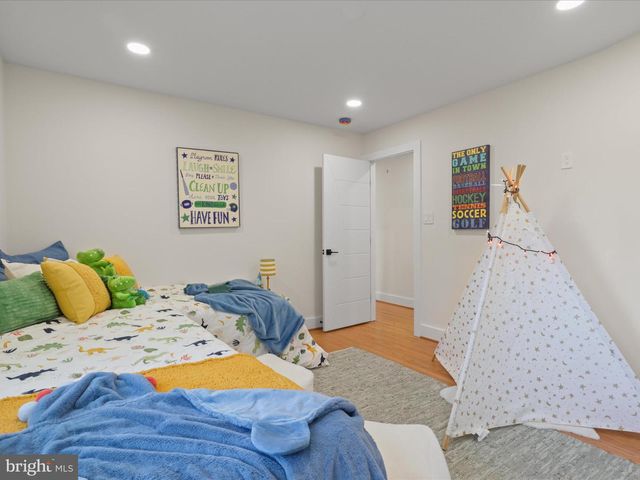 8355 ALVORD ST, Mclean, VA 22102