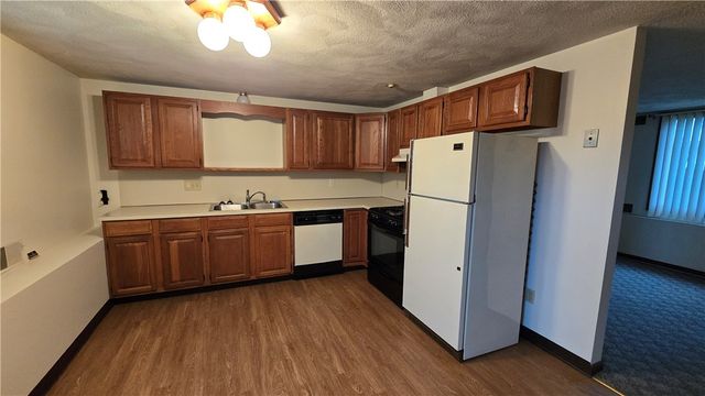 25 Greene Avenue, Cranston, RI 02920