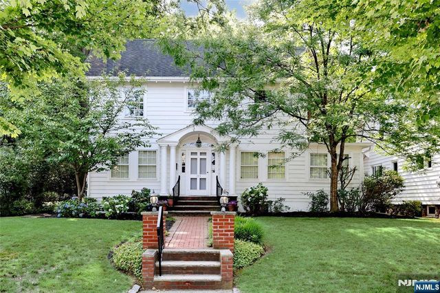 153 Glenwood Avenue, Leonia, NJ 07605