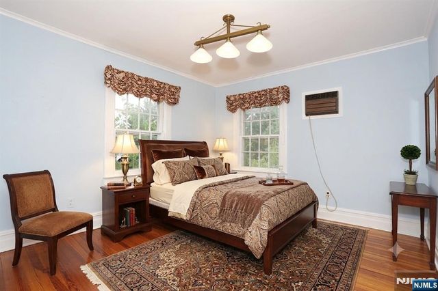 153 Glenwood Avenue, Leonia, NJ 07605