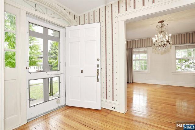 153 Glenwood Avenue, Leonia, NJ 07605