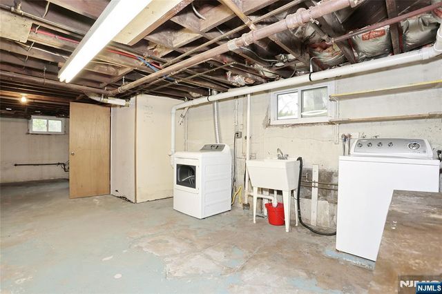 153 Glenwood Avenue, Leonia, NJ 07605