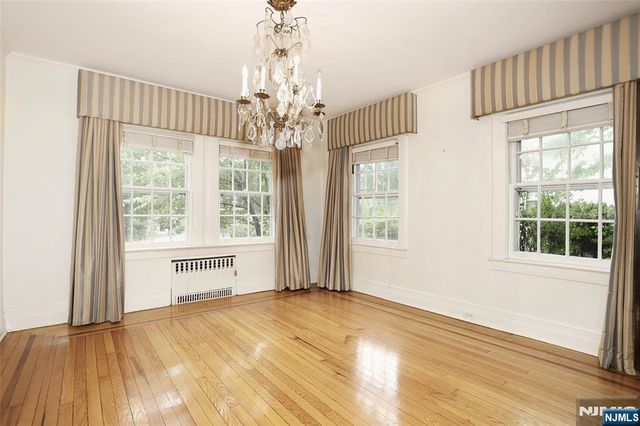 153 Glenwood Avenue, Leonia, NJ 07605