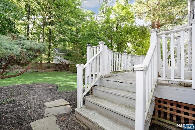 153 Glenwood Avenue, Leonia, NJ 07605