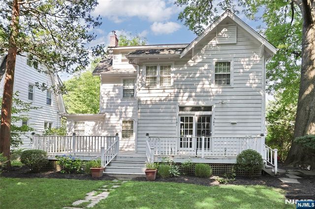 153 Glenwood Avenue, Leonia, NJ 07605
