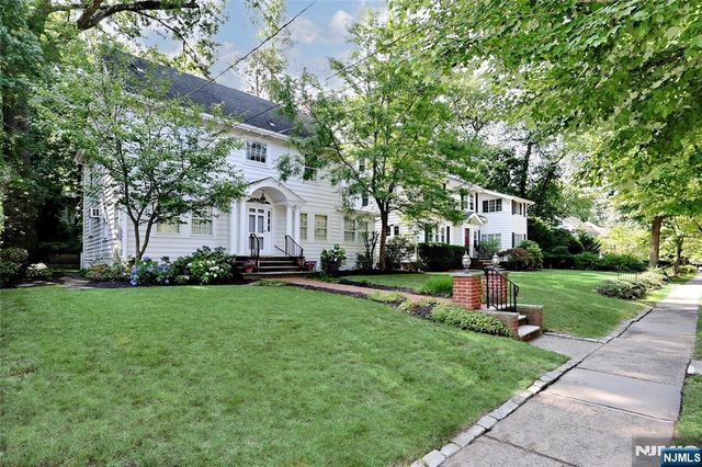 153 Glenwood Avenue, Leonia, NJ 07605