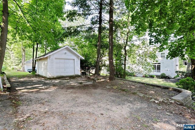 153 Glenwood Avenue, Leonia, NJ 07605
