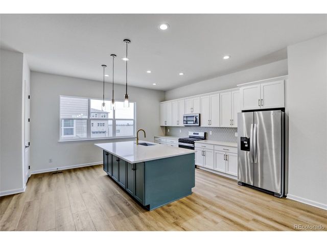 6257 N Kirk St, Aurora, CO 80019