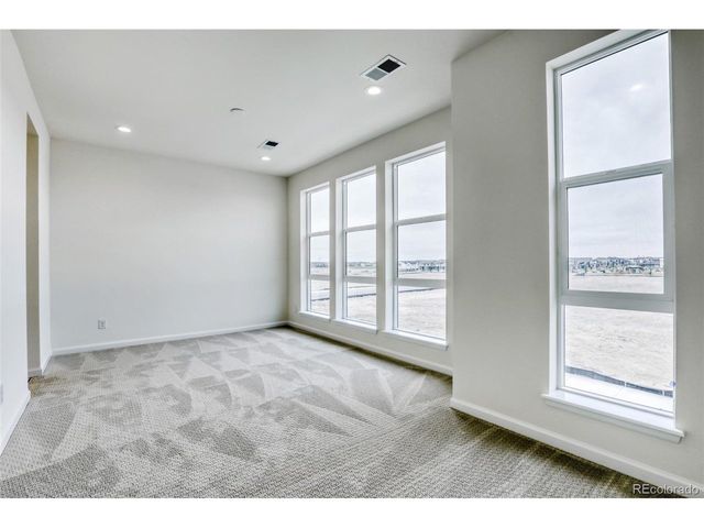 6257 N Kirk St, Aurora, CO 80019