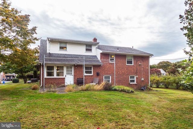2613 HIGHLAND AVE, Broomall, PA 19008