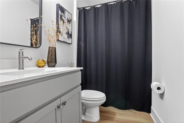 1291 Longreen NW Terrace 7, Atlanta, GA 30318