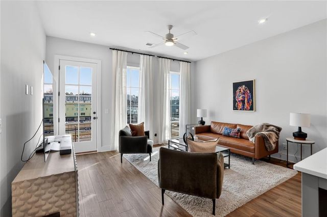 1291 Longreen NW Terrace 7, Atlanta, GA 30318