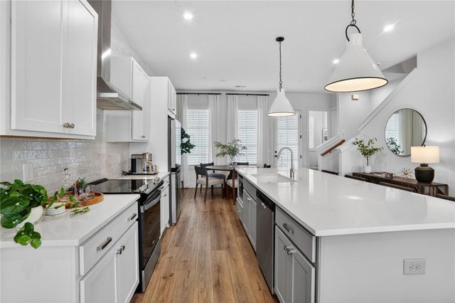 1291 Longreen NW Terrace 7, Atlanta, GA 30318