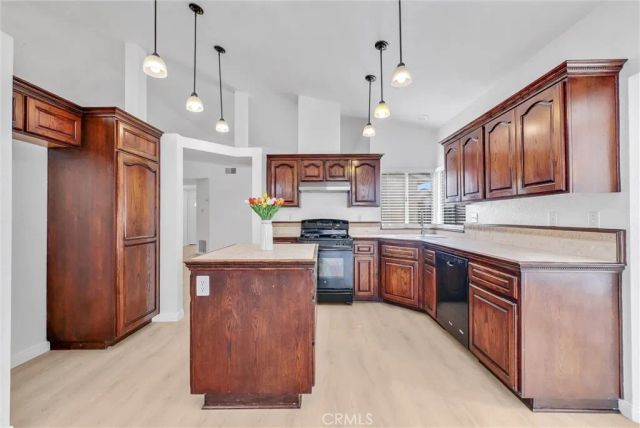 10561 Mendoza Road, Moreno Valley, CA 92557