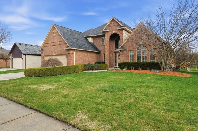 21351 Bunker Drive, Macomb Twp, MI 48042