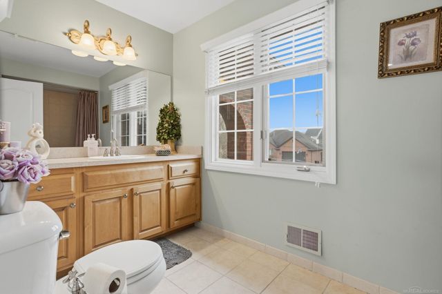 21351 Bunker Drive, Macomb Twp, MI 48042