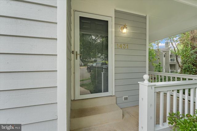 1431 NEWPORT SPRINGS CT, Reston, VA 20194