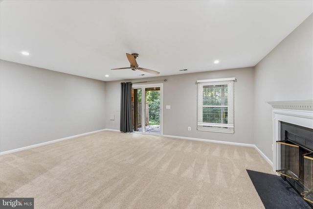 1431 NEWPORT SPRINGS CT, Reston, VA 20194