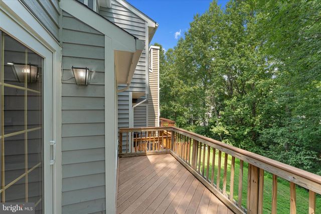 1431 NEWPORT SPRINGS CT, Reston, VA 20194