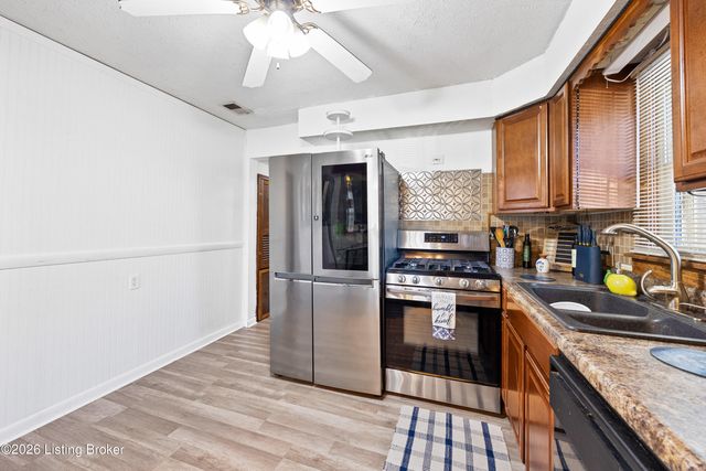3774 E Blue Lick Rd, Louisville, KY 40229