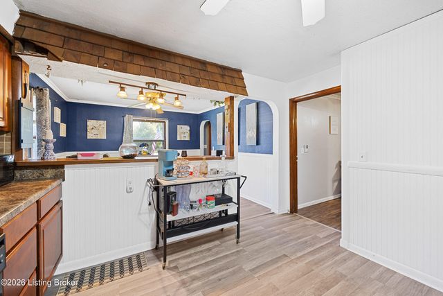 3774 E Blue Lick Rd, Louisville, KY 40229