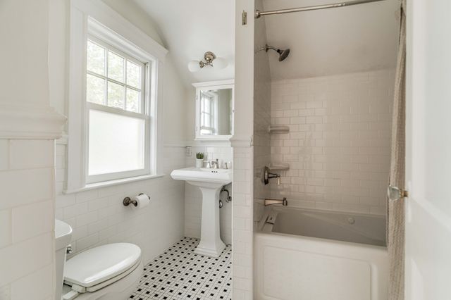 170 Garden Street, Cambridge, MA 02138