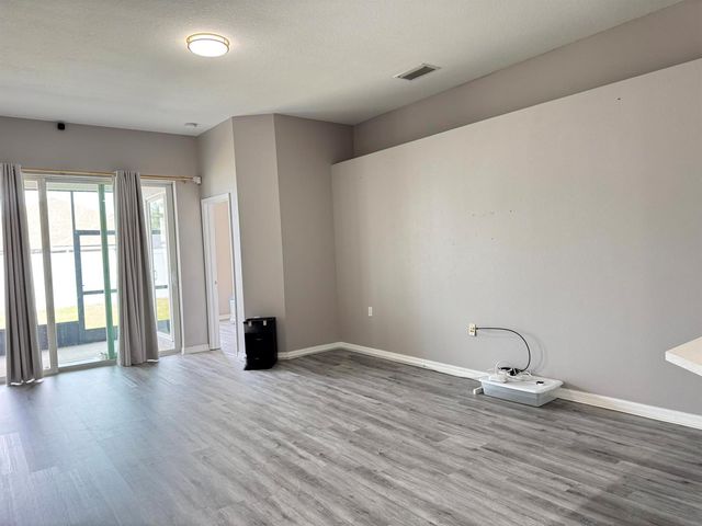 10868 Standing Stone Drive, Wimauma, FL 33598