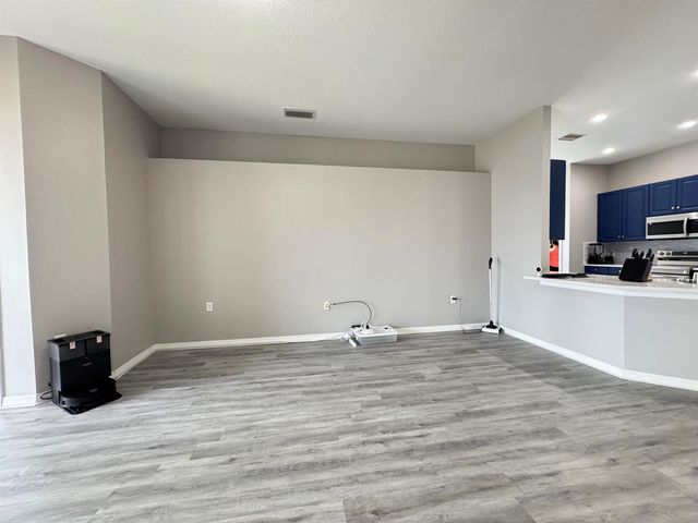 10868 Standing Stone Drive, Wimauma, FL 33598