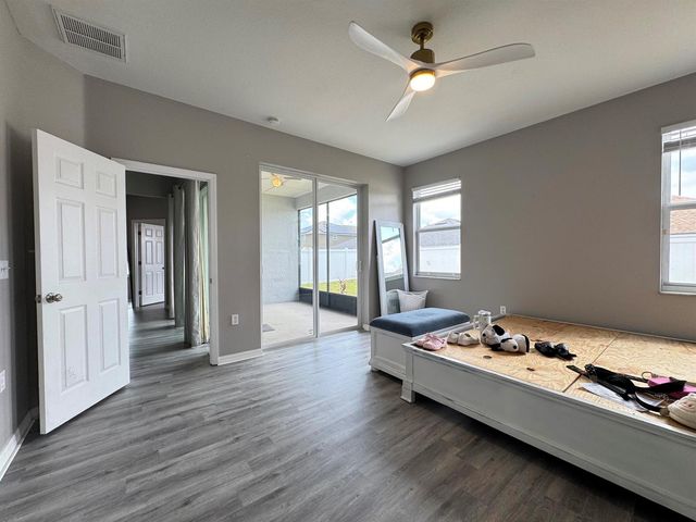 10868 Standing Stone Drive, Wimauma, FL 33598