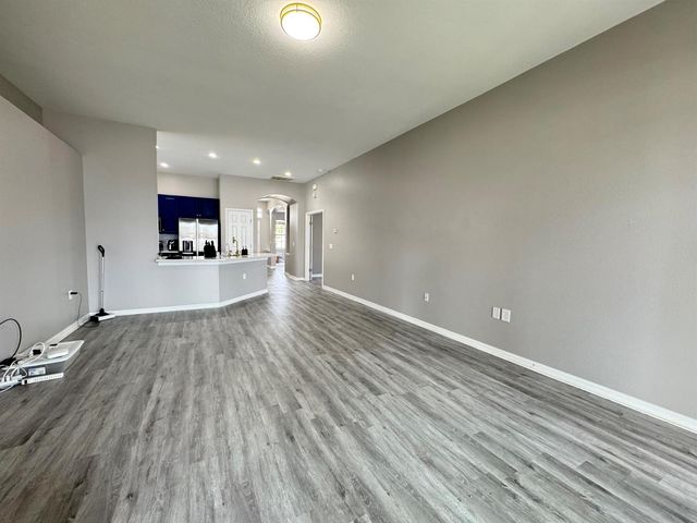 10868 Standing Stone Drive, Wimauma, FL 33598