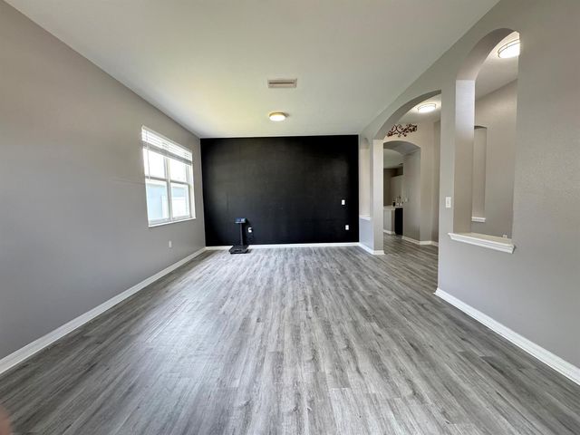 10868 Standing Stone Drive, Wimauma, FL 33598