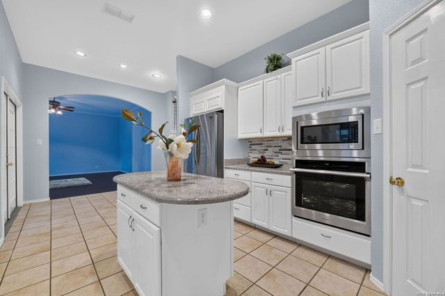 19208 TIERRA CV, San Antonio, TX 78258