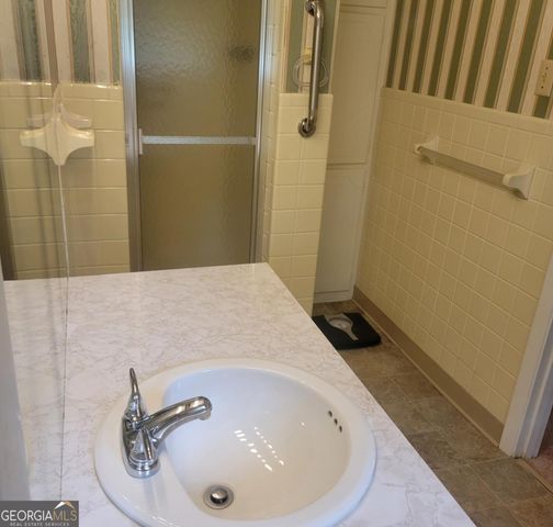 146 Cascade Circle, Lagrange, GA 30241