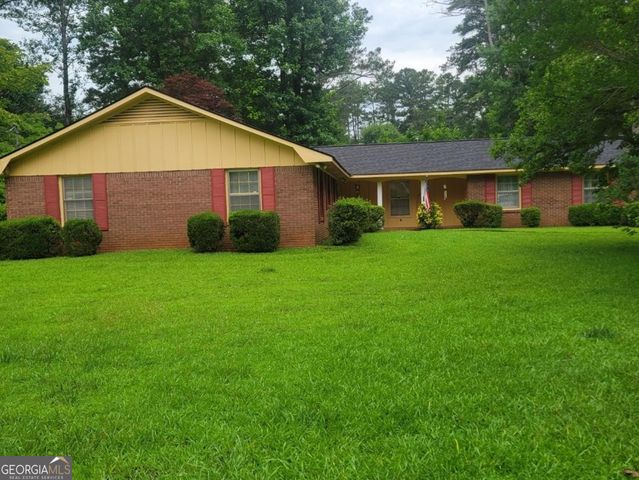 146 Cascade Circle, Lagrange, GA 30241