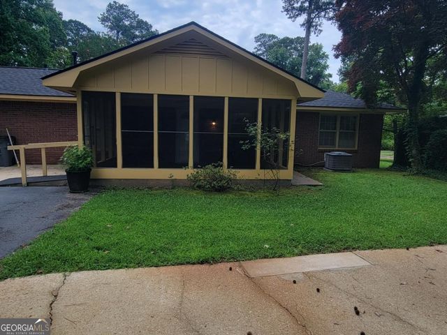 146 Cascade Circle, Lagrange, GA 30241