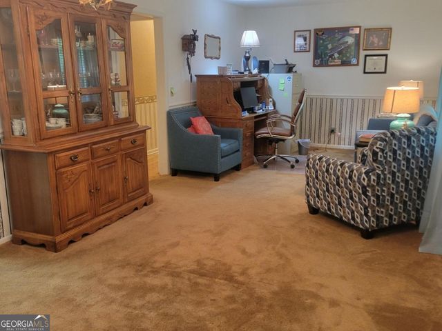 146 Cascade Circle, Lagrange, GA 30241