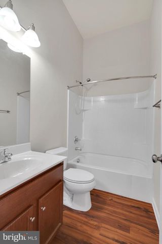 6 LAMPLIGHTER LN, Stafford, VA 22554