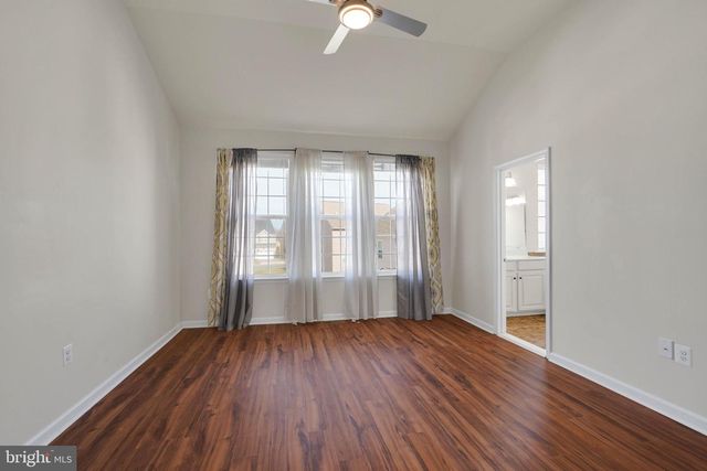 6 LAMPLIGHTER LN, Stafford, VA 22554