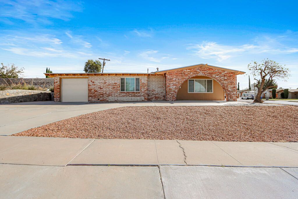 1600 Sumac Drive, El Paso, TX 79925