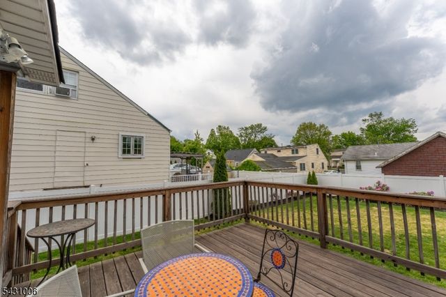 422 Faitoute Ave, Roselle Park Boro, NJ 07204