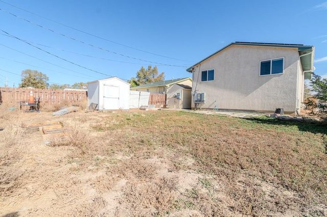 2425 Atlanta Ave, Pueblo, CO 81003