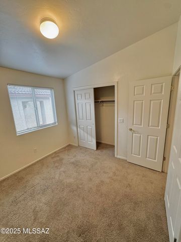 6070 N Panorama Park Drive, Tucson, AZ 85704