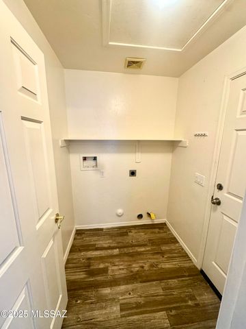 6070 N Panorama Park Drive, Tucson, AZ 85704