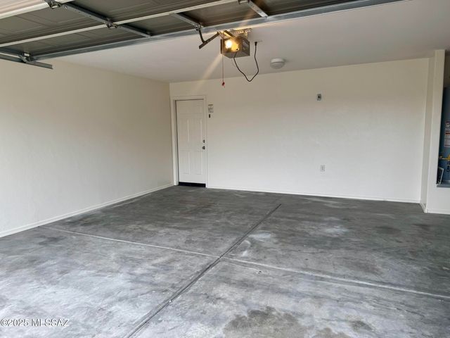 6070 N Panorama Park Drive, Tucson, AZ 85704